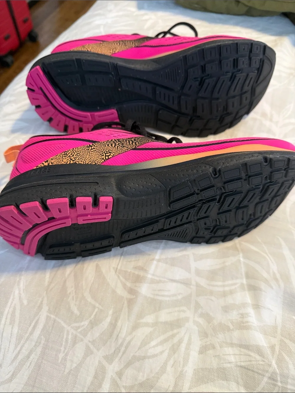 Brooks Women’s Running Shoes - Pink/Black